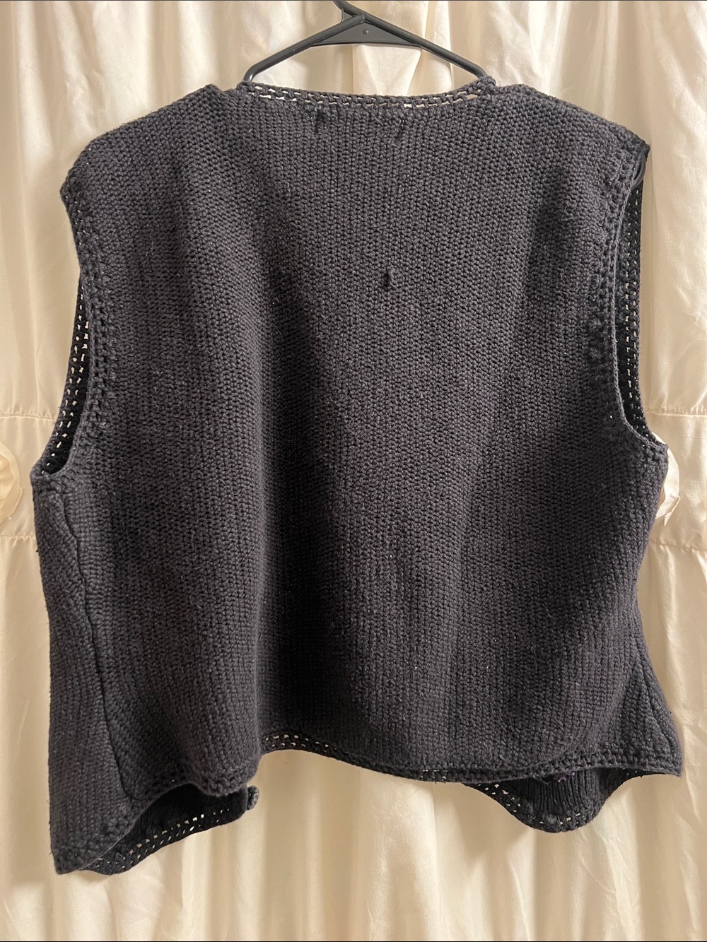 White Stag Black Knit Vest with Multicolor Floral Embroidery - Picture 3 of 3